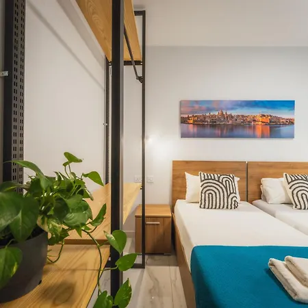 New - Only Unit 1 Modern 2-bedroom With Common Heated Jacuzzi By Sf Homes * St. Julian's