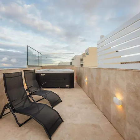 New - Only Unit 1 Modern 2-bedroom With Common Heated Jacuzzi By Sf Homes * St. Julian's
