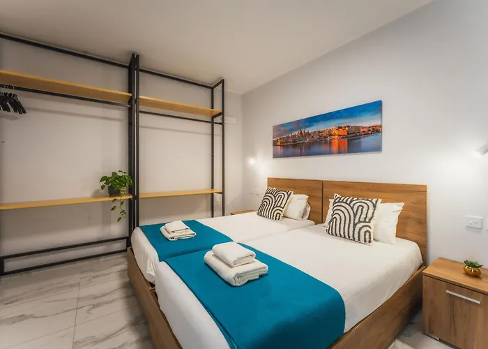 Διαμέρισμα New - Only Unit 1 Modern 2-bedroom With Common Heated Jacuzzi By Sf Homes Saint Julian's