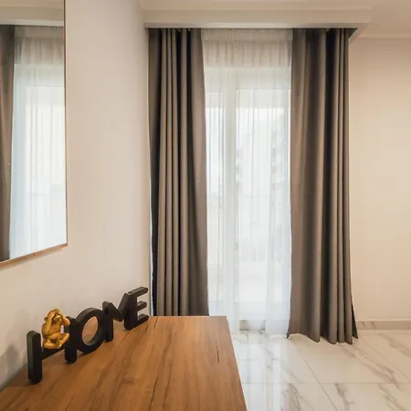 New - Only Unit 1 Modern 2-bedroom With Common Heated Jacuzzi By Sf Homes Lägenhet