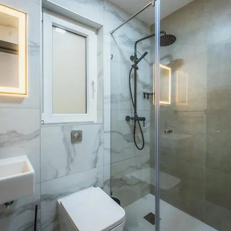 New - Only Unit 1 Modern 2-bedroom With Common Heated Jacuzzi By Sf Homes San Ġiljan