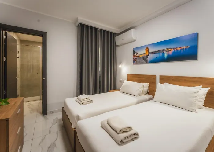 Apartman New - Only Unit 1 Modern 2-bedroom With Common Heated Jacuzzi By Sf Homes San Ġiljan