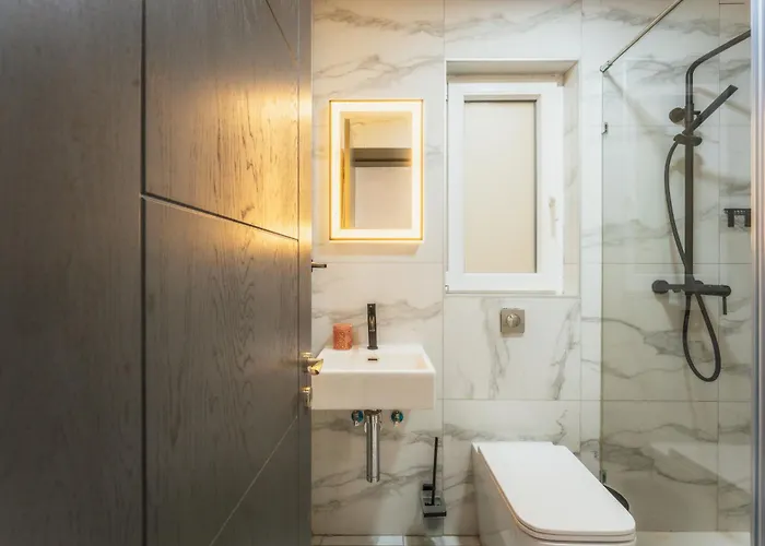 New - Only Unit 1 Modern 2-bedroom With Common Heated Jacuzzi By Sf Homes * Saint Julian's